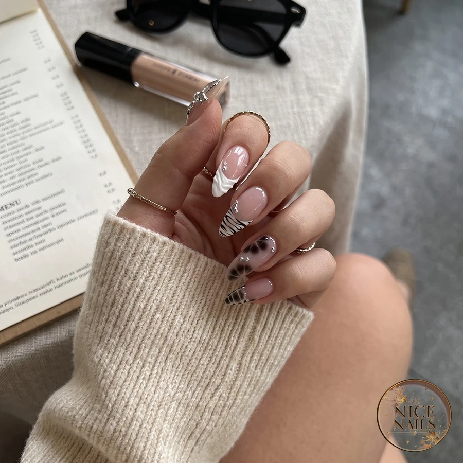 September-inspired nail art ideas